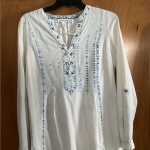 Women’s VintageX America tye dye shirt.